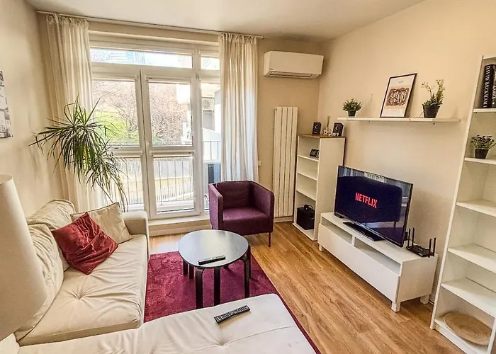 Scandi Suite Business & Leisure